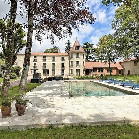 Le Manoir Des Perrieres Bed & Breakfast Rochechouart Eksteriør bilde