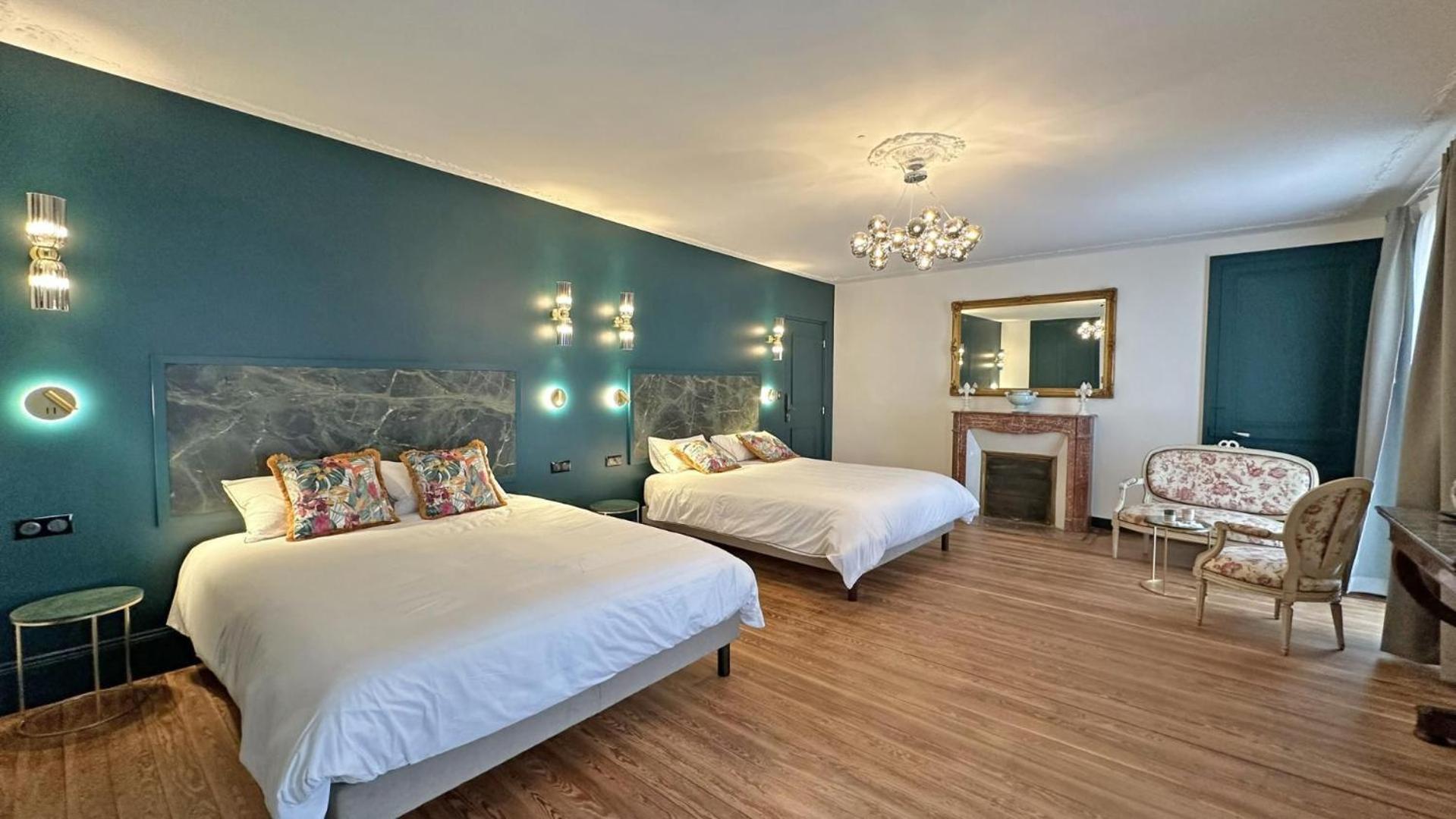 Le Manoir Des Perrieres Bed & Breakfast Rochechouart Eksteriør bilde