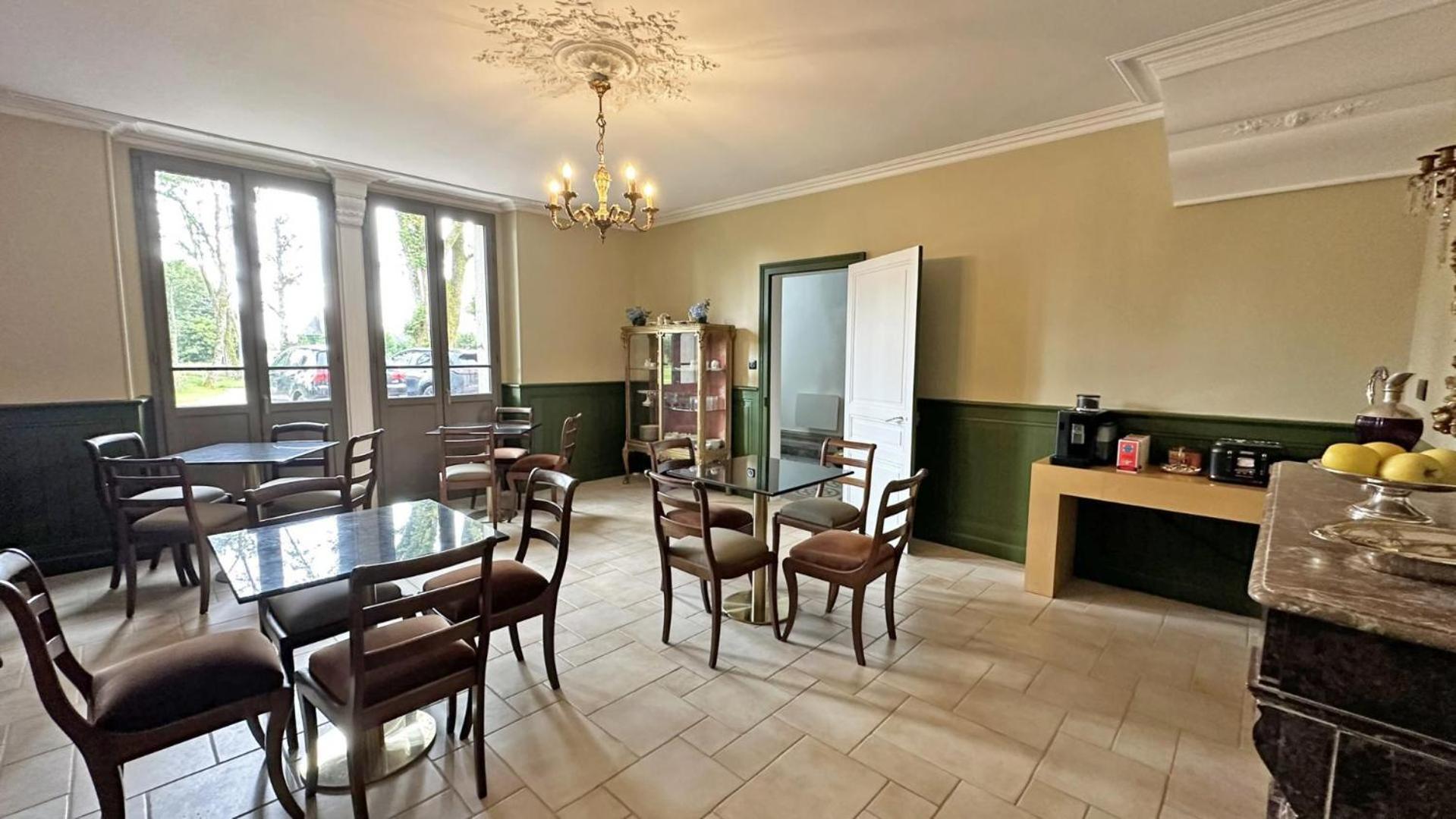 Le Manoir Des Perrieres Bed & Breakfast Rochechouart Eksteriør bilde